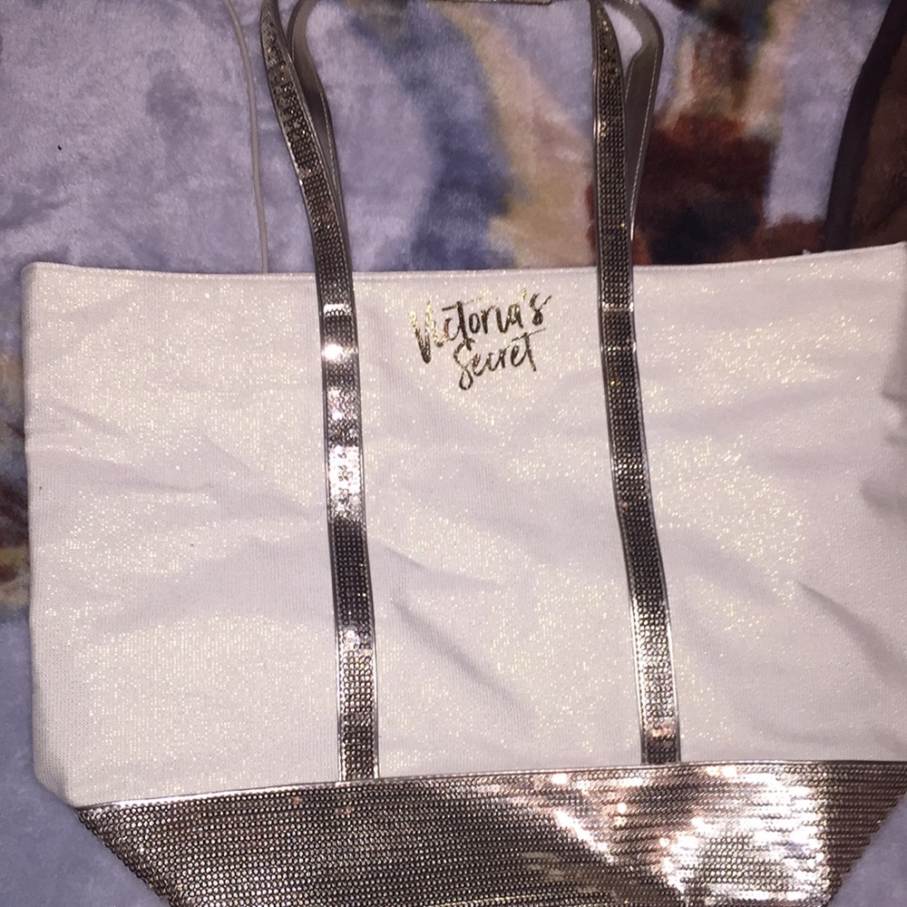 victoria secret tote